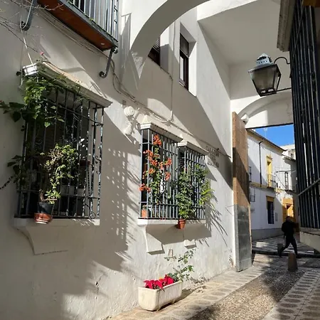 Vallaindiano *